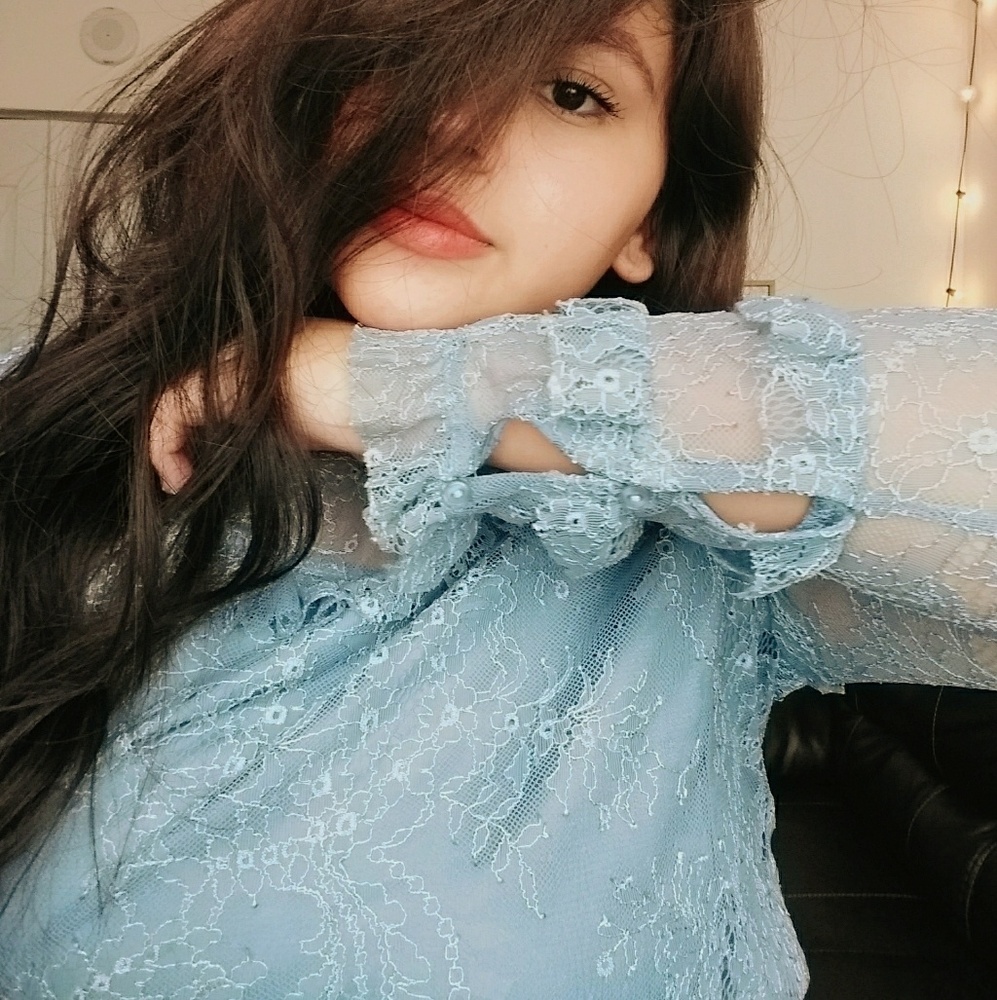 Lace Vintage Blue Crop Top
